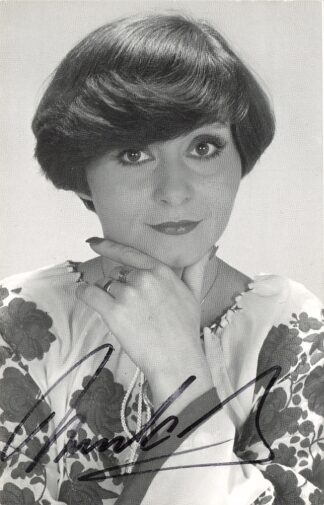 May, Ursula